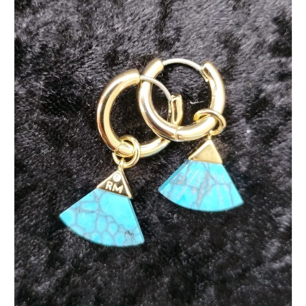 Rebecca Minkoff NEW Tiny Gold Huggie Hoop Turquoise Carved Fan Charm Earrings - Picture 3 of 6